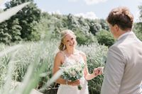 Fotoshoot moment bruiloft - Fotoshoot in het Rasterhoffpark in Sneek